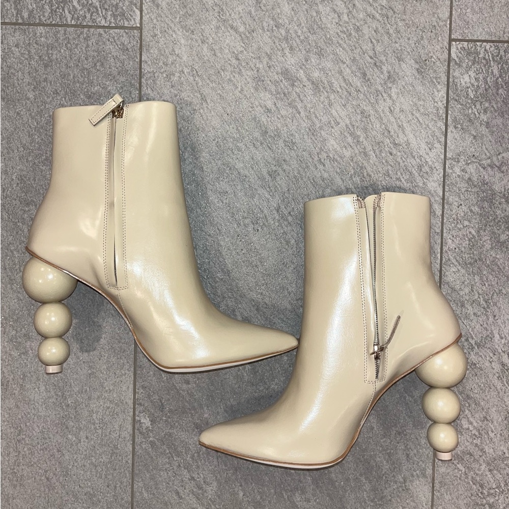 Cult Gaia Venus Boot Ecru - Picture 8 of 12